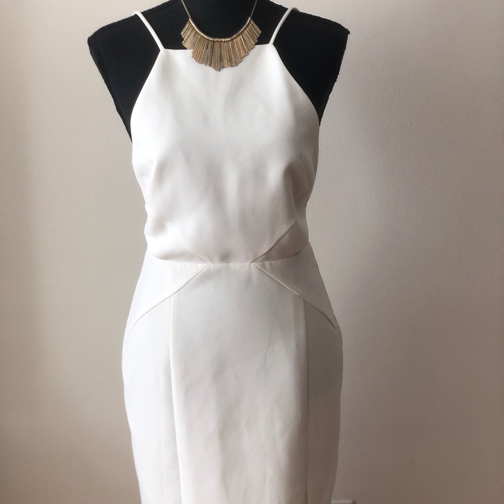 Halter top backless sleek dress